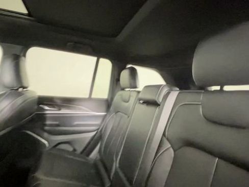 Used 2024 Jeep Grand Cherokee Limited 4xe w/ Trailer Tow Package AWD/4WD image 19