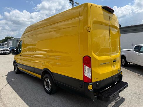 Used 2022 Ford Transit 250 148 High Roof Extended w/ Parcel Delivery Package RWD image 7