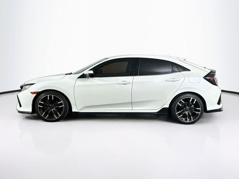 Used 2018 Honda Civic Sport Touring image 4