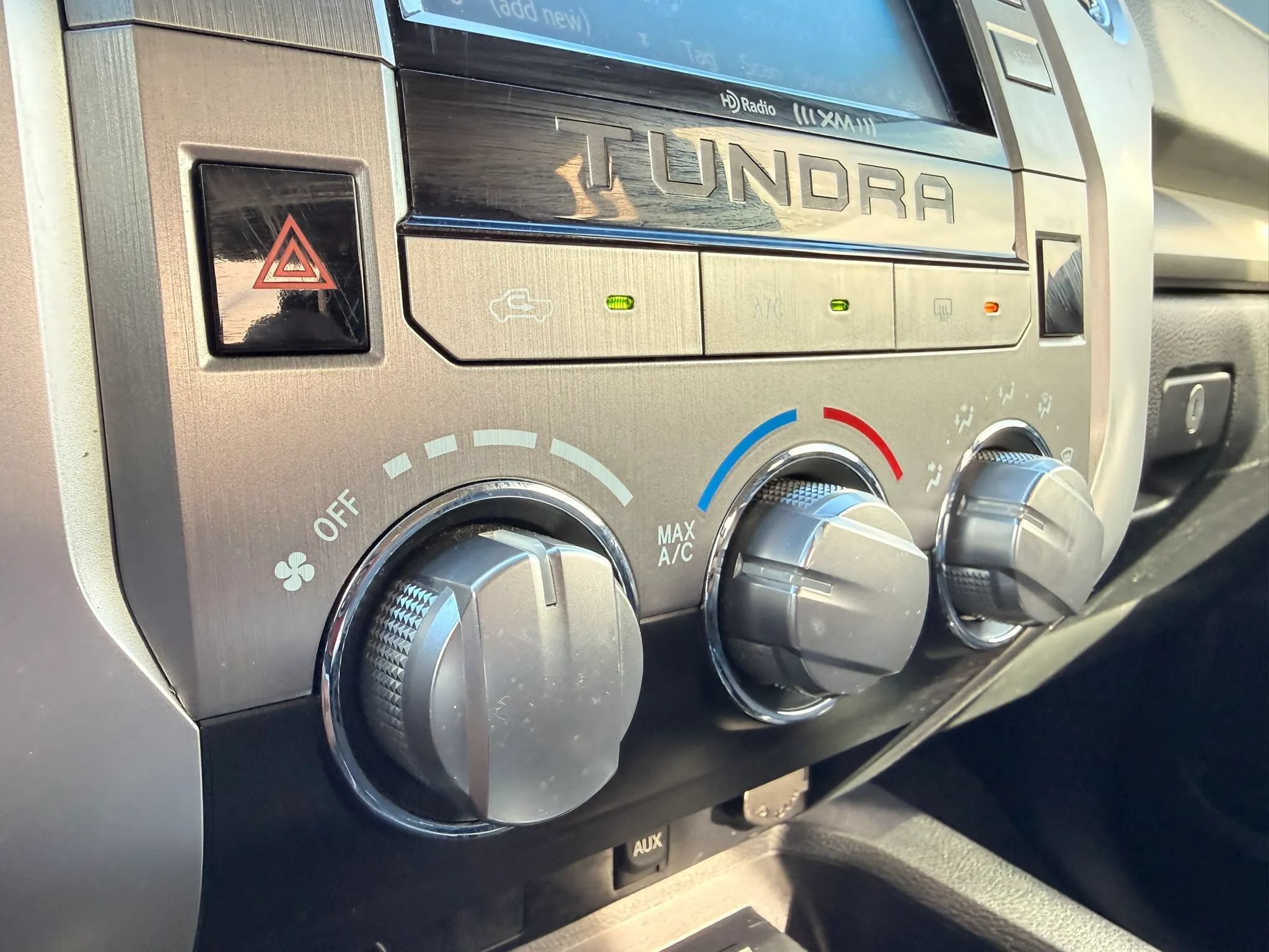 Used 2017 Toyota Tundra SR5 w/ SR5 Upgrade Package RWD image 23