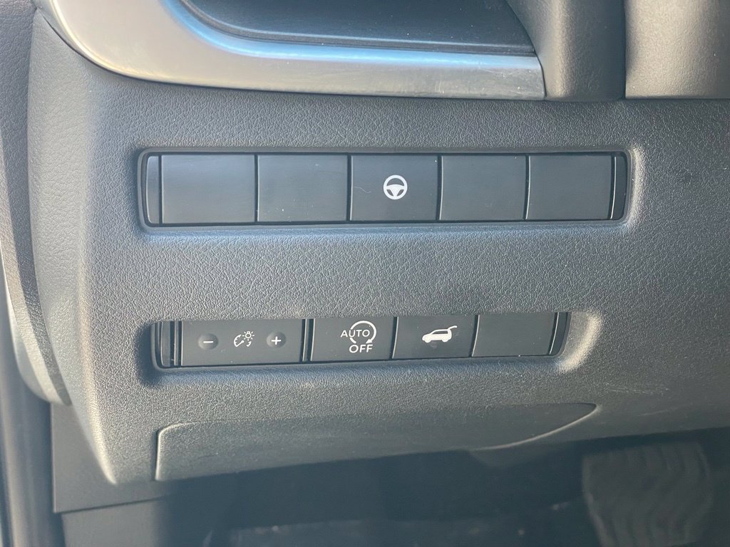 Certified 2024 Nissan Rogue SV AWD/4WD image 14