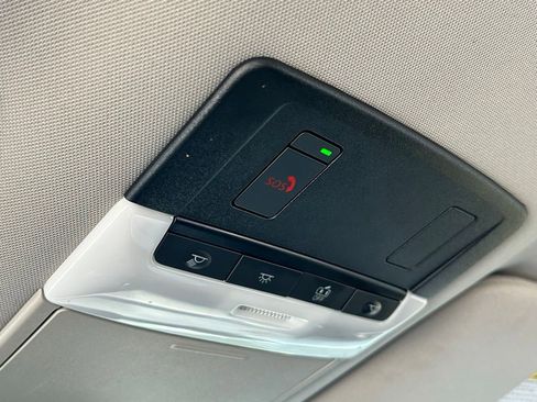 Used 2025 Nissan Pathfinder SV image 57