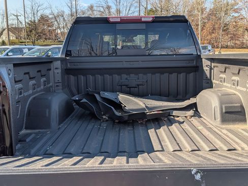 Certified 2025 Chevrolet Silverado 1500 LT image 34