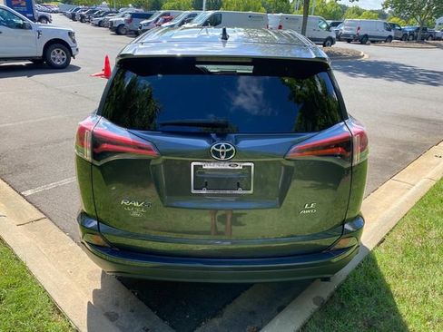 Used 2018 Toyota RAV4 LE w/ All Weather Liner Package AWD/4WD image 32