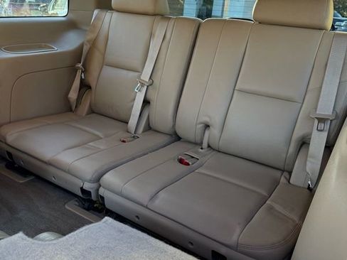 Used 2011 GMC Yukon Denali image 11