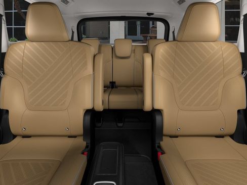 Used 2026 INFINITI QX80 Luxe w/ Cargo Package AWD/4WD image 8