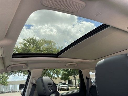 Certified 2025 Acura MDX FWD w/ Technology Package image 22