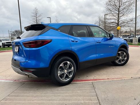 Used 2025 Chevrolet Blazer LT image 6