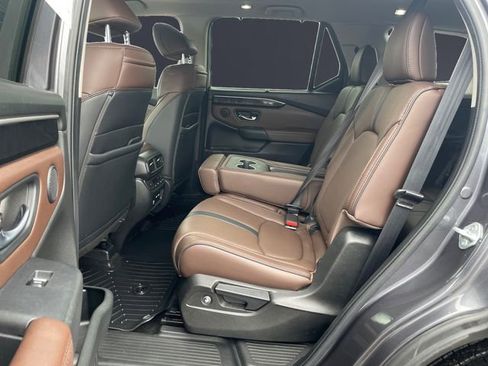 Certified 2023 Honda Pilot Elite image 13