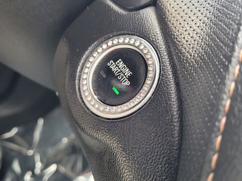 Used 2020 Chevrolet Equinox Premier FWD image 20