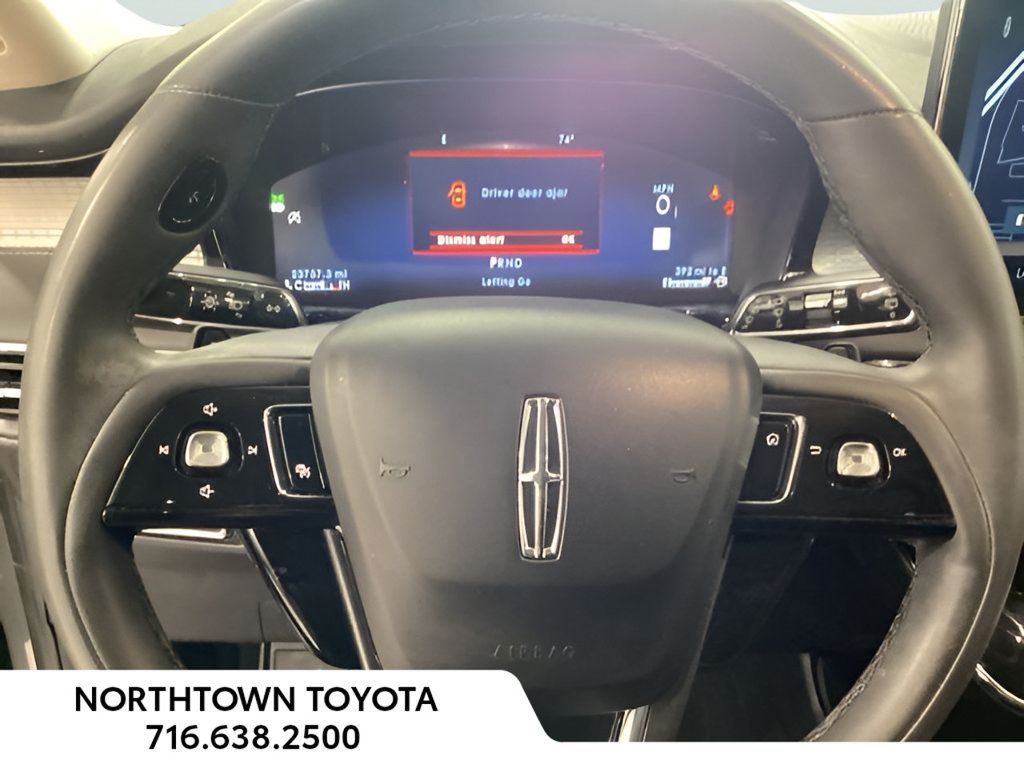 Used 2023 Lincoln Corsair AWD image 17