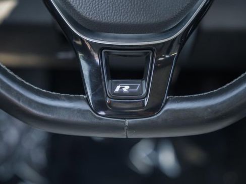 Used 2019 Volkswagen Jetta R-Line w/ R-Line Cold Weather Package FWD image 27
