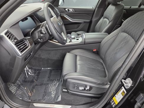 Used 2023 BMW X5 xDrive40i w/ Executive Package image 28