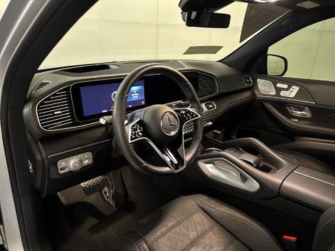 Used 2024 Mercedes-Benz GLE 450 4MATIC image 5