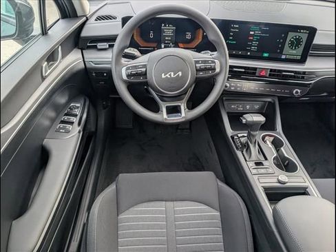 New 2026 Kia K5 LXS image 6