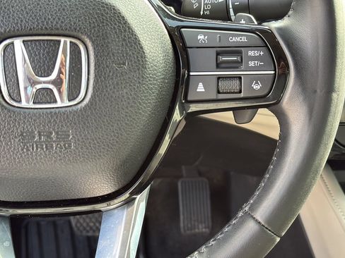 Used 2023 Honda Accord Touring image 13