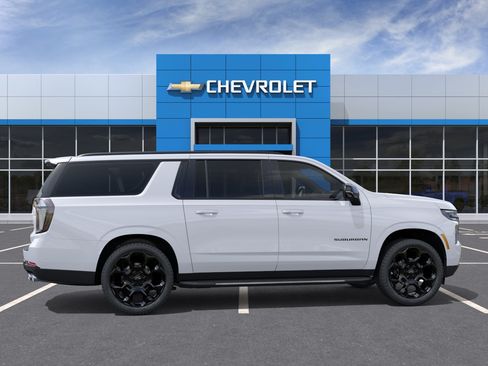 New 2026 Chevrolet Suburban RST AWD/4WD image 5