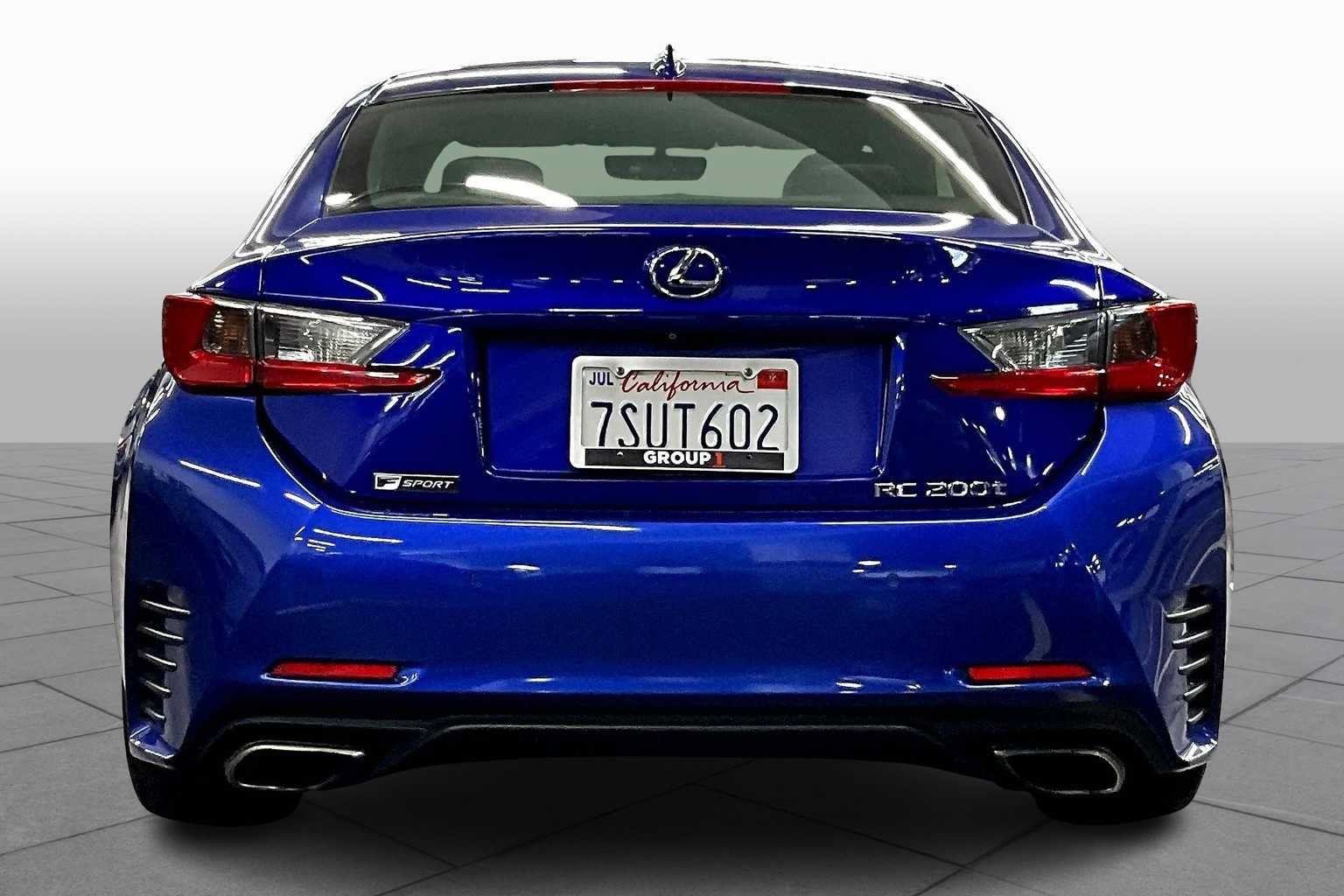 Used 2016 Lexus RC 200t RWD image 4