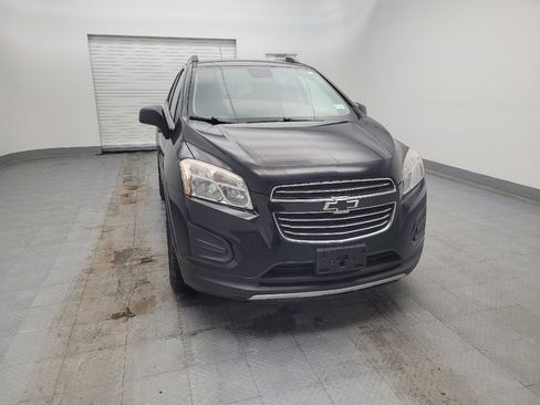 Used 2016 Chevrolet Trax LT w/ LT Convenience Package image 14