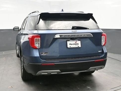 Used 2020 Ford Explorer XLT w/ Equipment Group 202A image 5