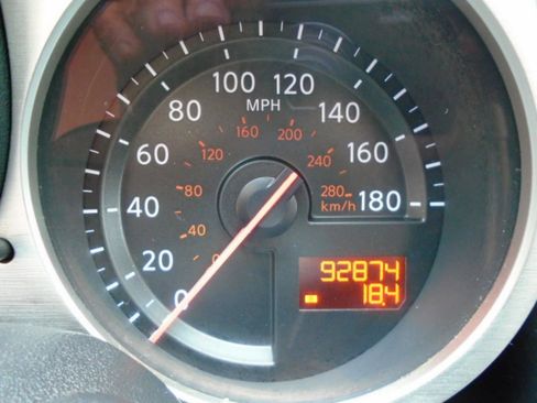 Used 2013 Nissan 370Z Roadster RWD image 12