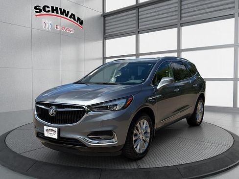 Used 2020 Buick Enclave Premium w/ Sun and Sites Package AWD/4WD image 8