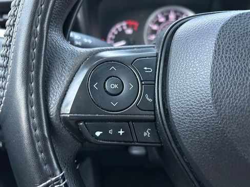 Used 2022 Toyota Corolla LE image 19