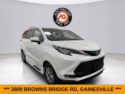 Used 2022 Toyota Sienna XLE w/ XLE Plus Package