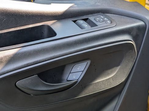 Used 2021 Mercedes-Benz Sprinter 2500 w/ Acoustic Package image 35