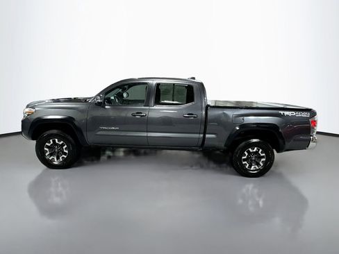 Used 2020 Toyota Tacoma TRD Off-Road image 10