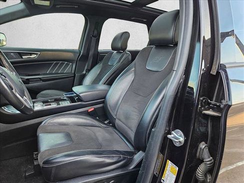 Used 2019 Ford Edge ST w/ Equipment Group 401A AWD/4WD image 13