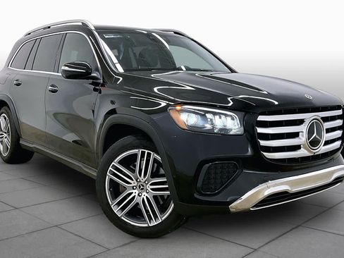Certified 2025 Mercedes-Benz GLS 450 4MATIC image 3