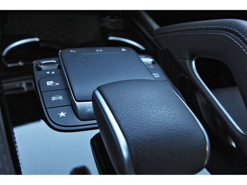 Used 2023 Mercedes-Benz GLS 450 4MATIC image 26