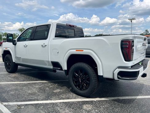 New 2026 GMC Sierra 2500 AT4 w/ AT4 Premium Plus Package AWD/4WD image 34