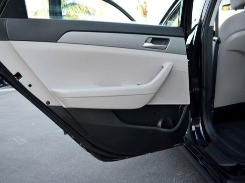 Used 2019 Hyundai Sonata SE image 39