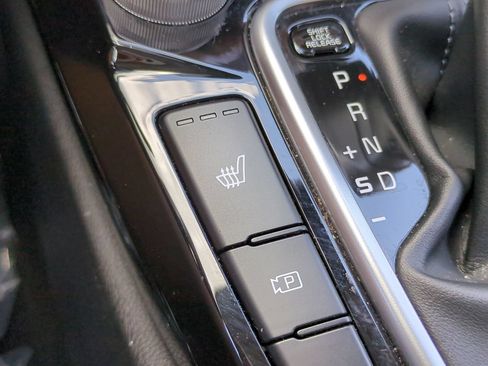 Certified 2024 Kia Seltos EX FWD image 23