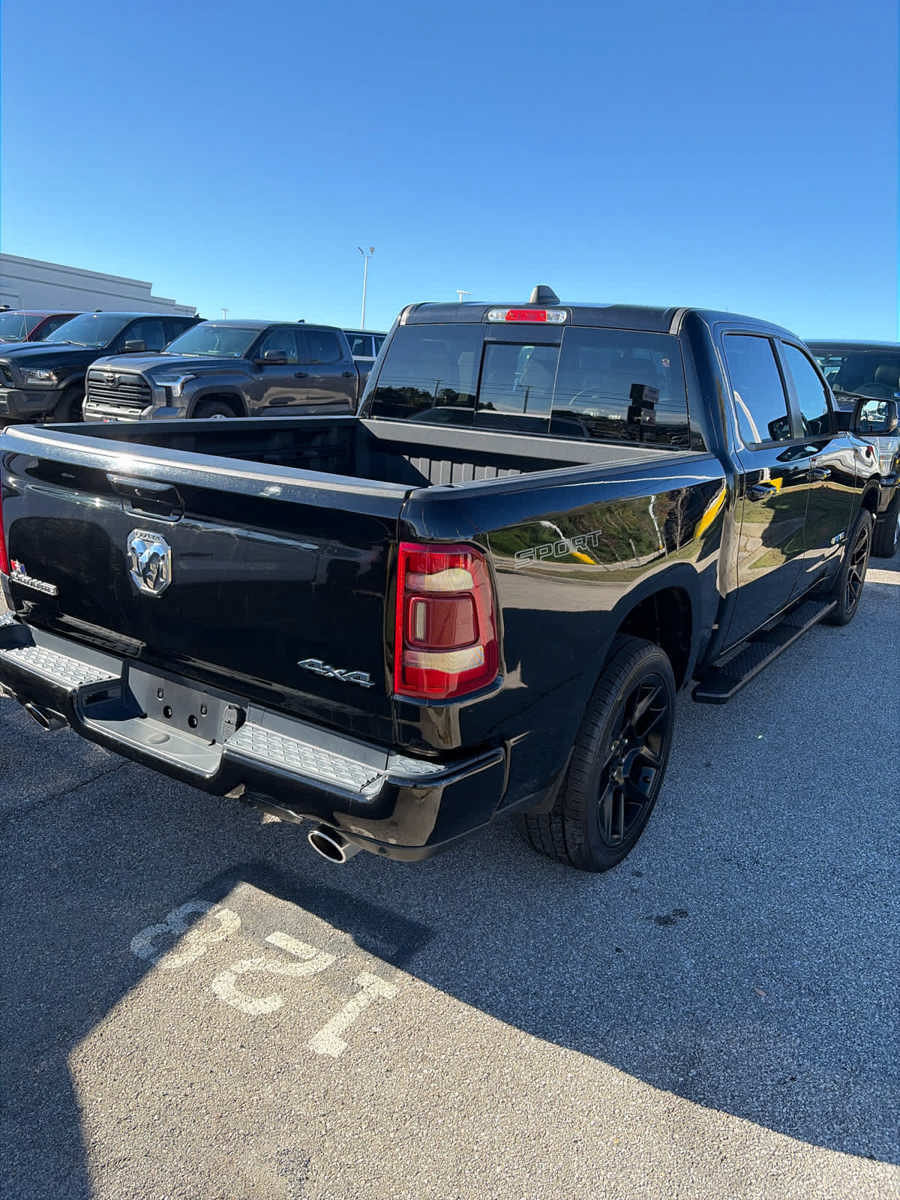 Used 2023 RAM 1500 Laramie AWD/4WD image 16