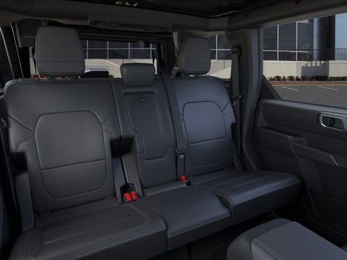 New 2025 Ford Bronco Badlands image 11