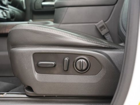 Used 2020 GMC Sierra 1500 Denali w/ Denali Premium Package image 16