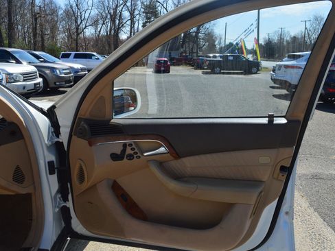 Used 2005 Mercedes-Benz S 430 4MATIC image 24