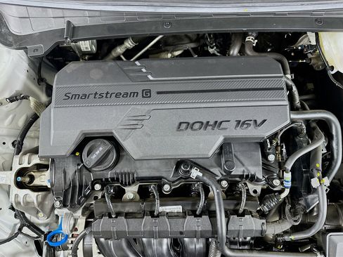 Used 2025 Kia K4 LXS image 32