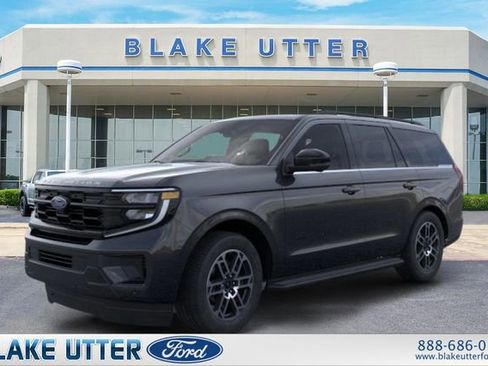 New 2025 Ford Expedition Active image 1