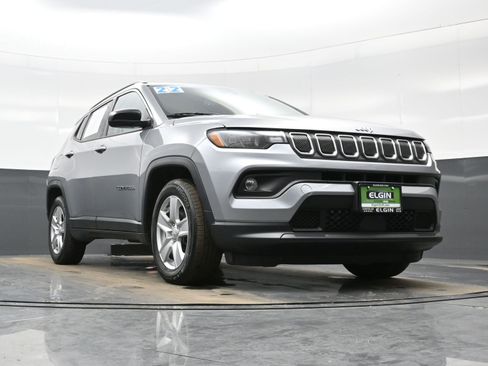 Used 2022 Jeep Compass Latitude w/ Convenience Group image 32