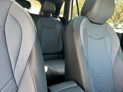 New 2026 Volkswagen Tiguan SE R-Line AWD/4WD image 37