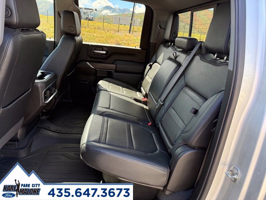 Used 2022 GMC Sierra 2500 Denali w/ Denali Ultimate Package AWD/4WD image 30