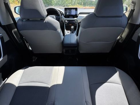 Used 2021 Toyota RAV4 Limited w/ Limited Grade Weather Package AWD/4WD image 13