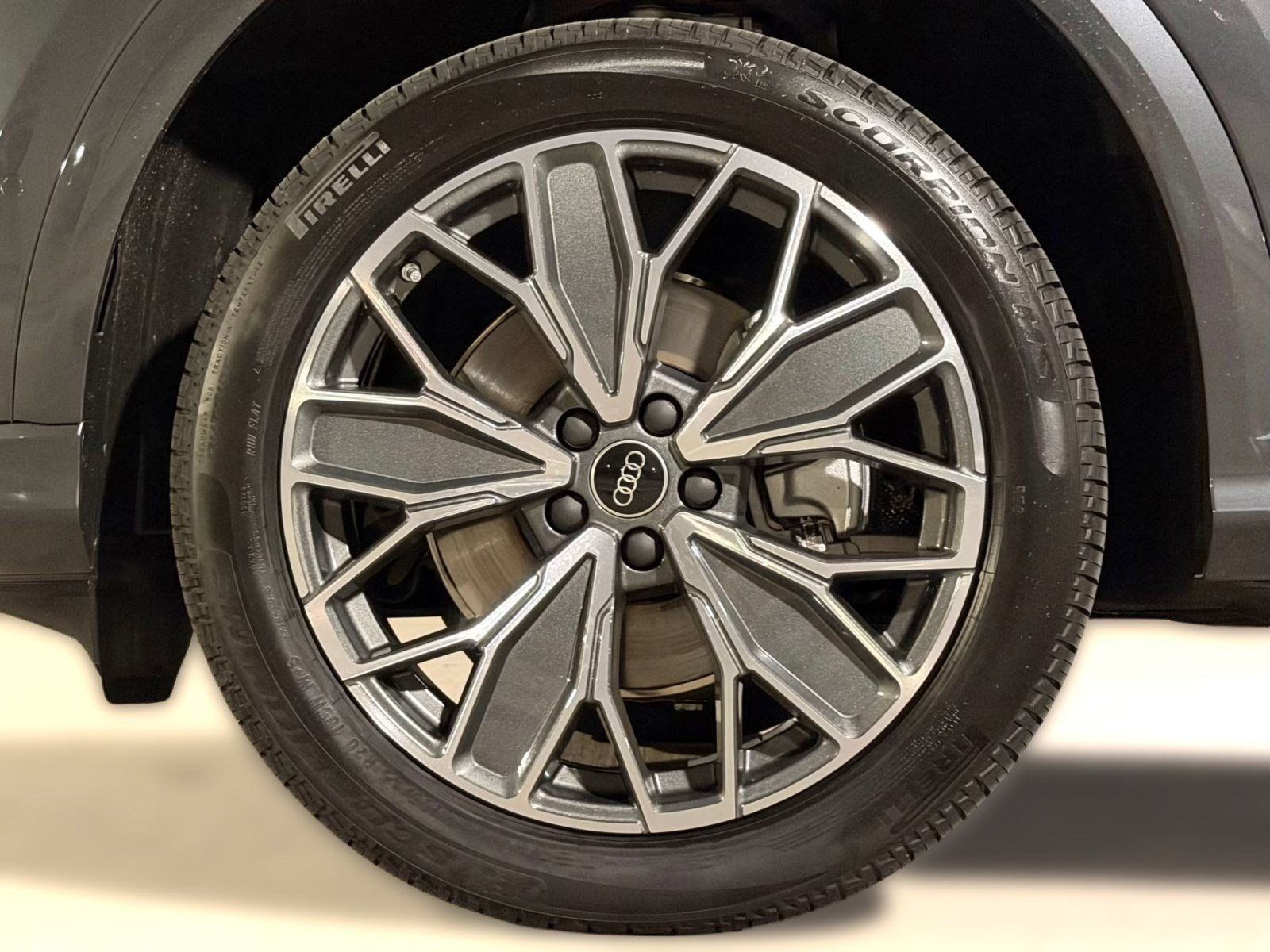 New 2026 Audi Q5 Premium Plus AWD/4WD image 12