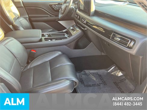 Used 2025 Lincoln Aviator Reserve w/ Equipment Group 201A AWD/4WD image 15