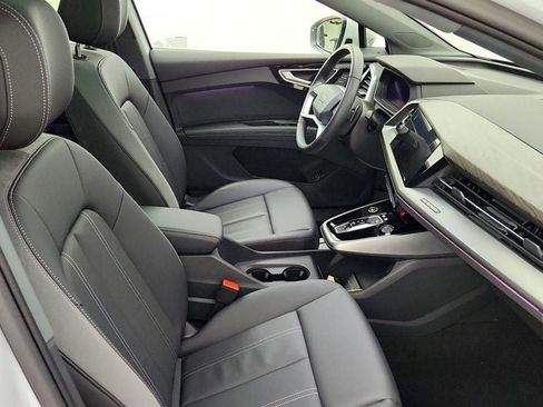 Used 2024 Audi Q4 e-tron Premium Plus w/ Premium Plus image 25