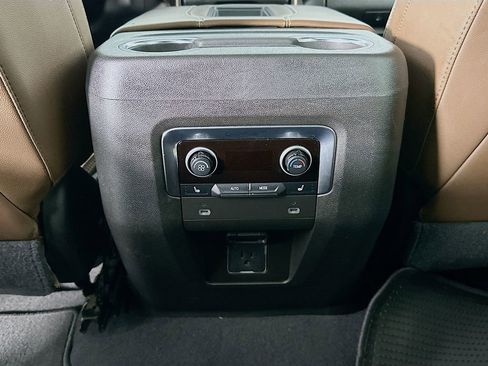 Used 2021 Chevrolet Tahoe High Country w/ Premium Package AWD/4WD image 21
